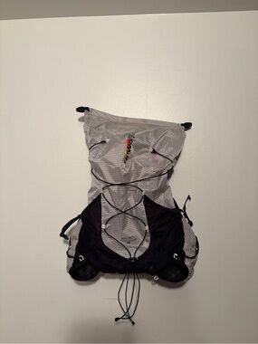 Salomon trail running hydration vest XS